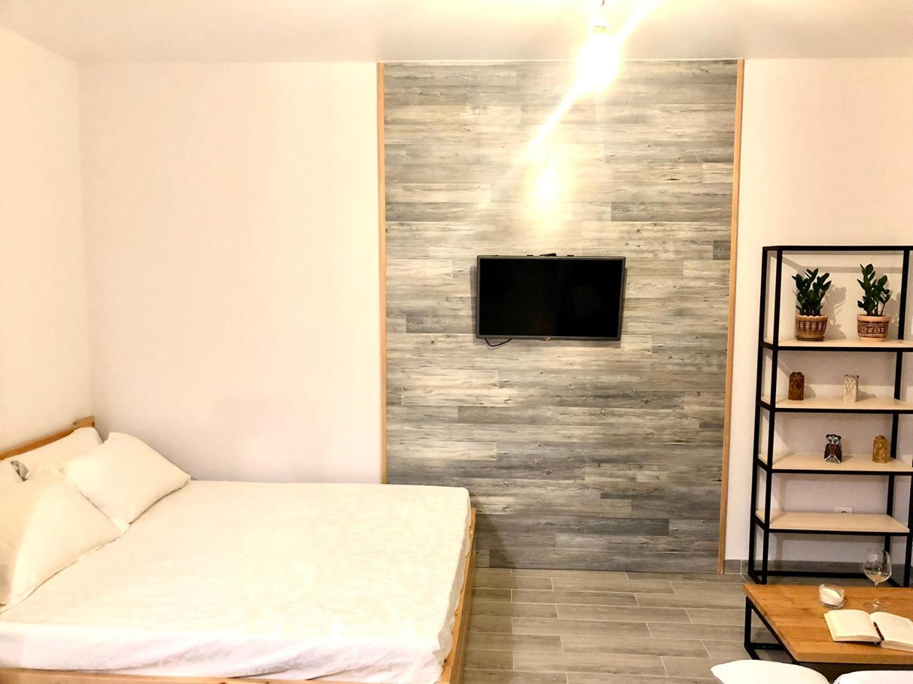 Osapart Cozy Apartment In A Complex Semycvit Lvov Exteriér fotografie