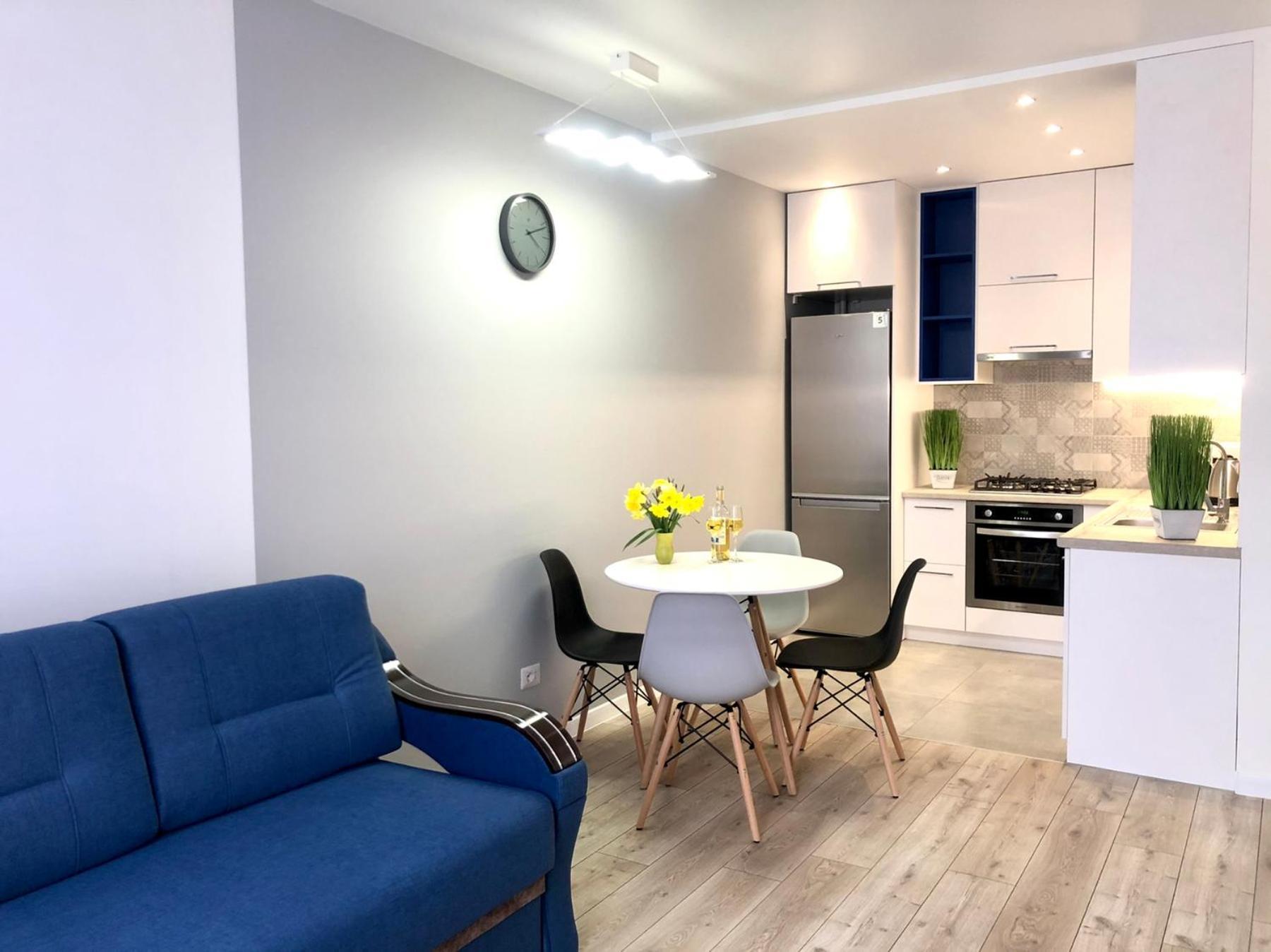 Osapart Cozy Apartment In A Complex Semycvit Lvov Exteriér fotografie